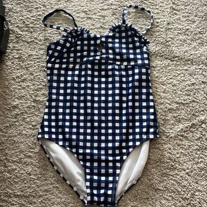 Girls Size L - 12 Pieces - Dresses, Shorts, Swimsuit, Shirts & Outerwear Vest